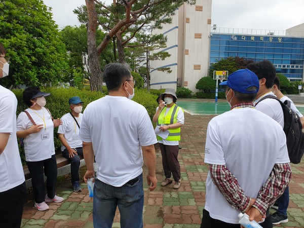 시위대가 ‘호헌철폐, 독재타도’ 등의 구호를 외치던 옛 진주시청 부지.