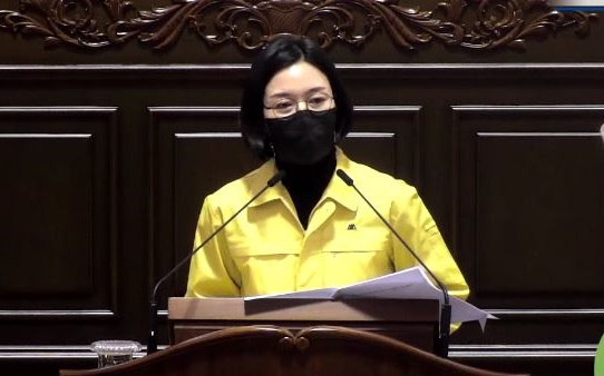 5분발언을 진행하고 있는 제상희 진주시의원(더불어민주당)