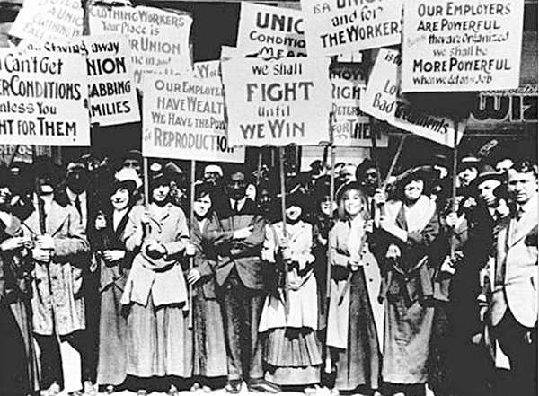 1908년 3월 8일 뉴욕 러트거스 광장. 미국 여성노동자 1만 5천여 명이 모여 '노동환경 개선'과 '참정권' 등을 요구하며 시위하는 장면 /  사진 ⓒgoogle.com