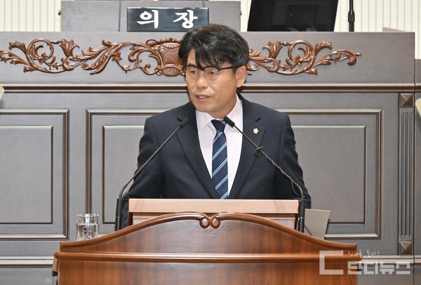 진주시의회 박재식 의원이 대표 발의한 ‘진주시 경계선지능인 평생교육 지원 조례안’ 21일 제267회 임시회에서 최종 가결됐다.