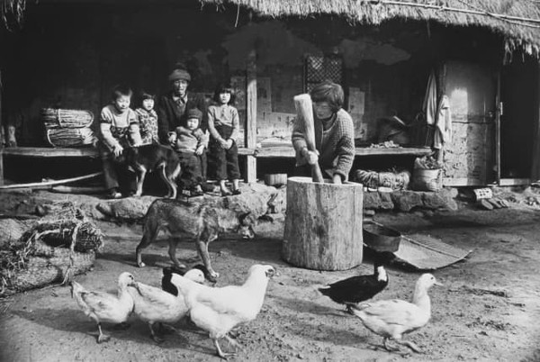 [전시]옛집에 기댄 사람들의 삶을 담은 故 황헌만 다큐멘터리 사진작가 사진전 개최 ⓒ한국토지주택공사(LH) 토지주택박물관